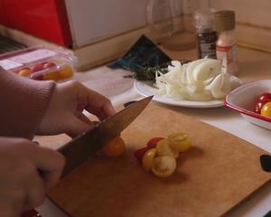 低脂的小番茄烤沙巴鱼的做法 步骤2