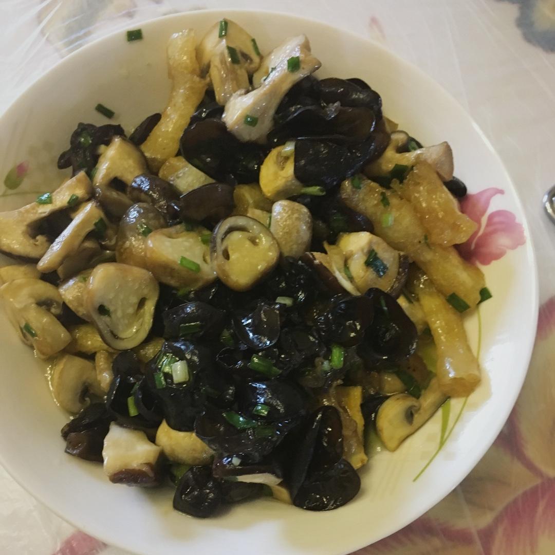 菌菇冬笋炒面筋
