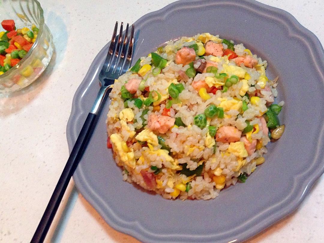 三文鱼炒饭
