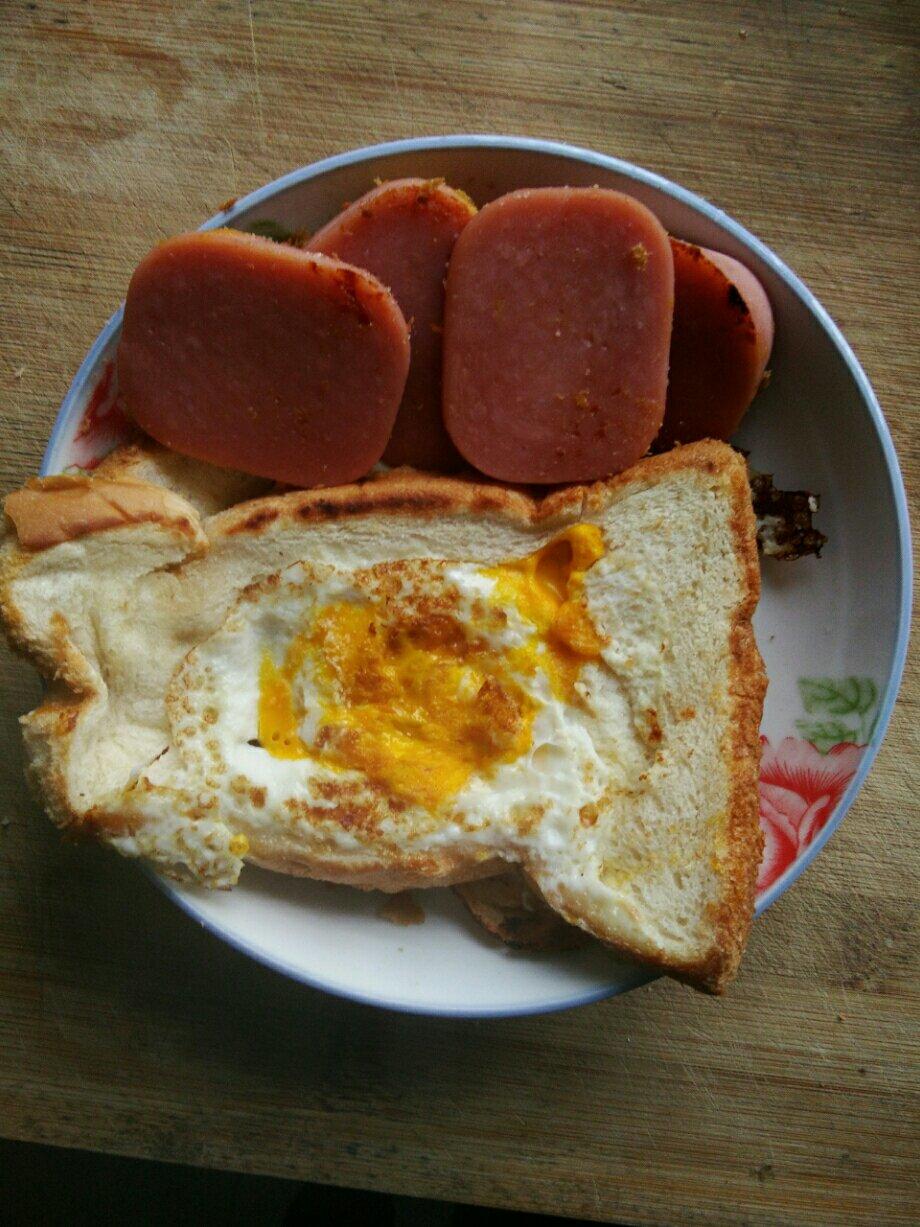 吐司煎蛋