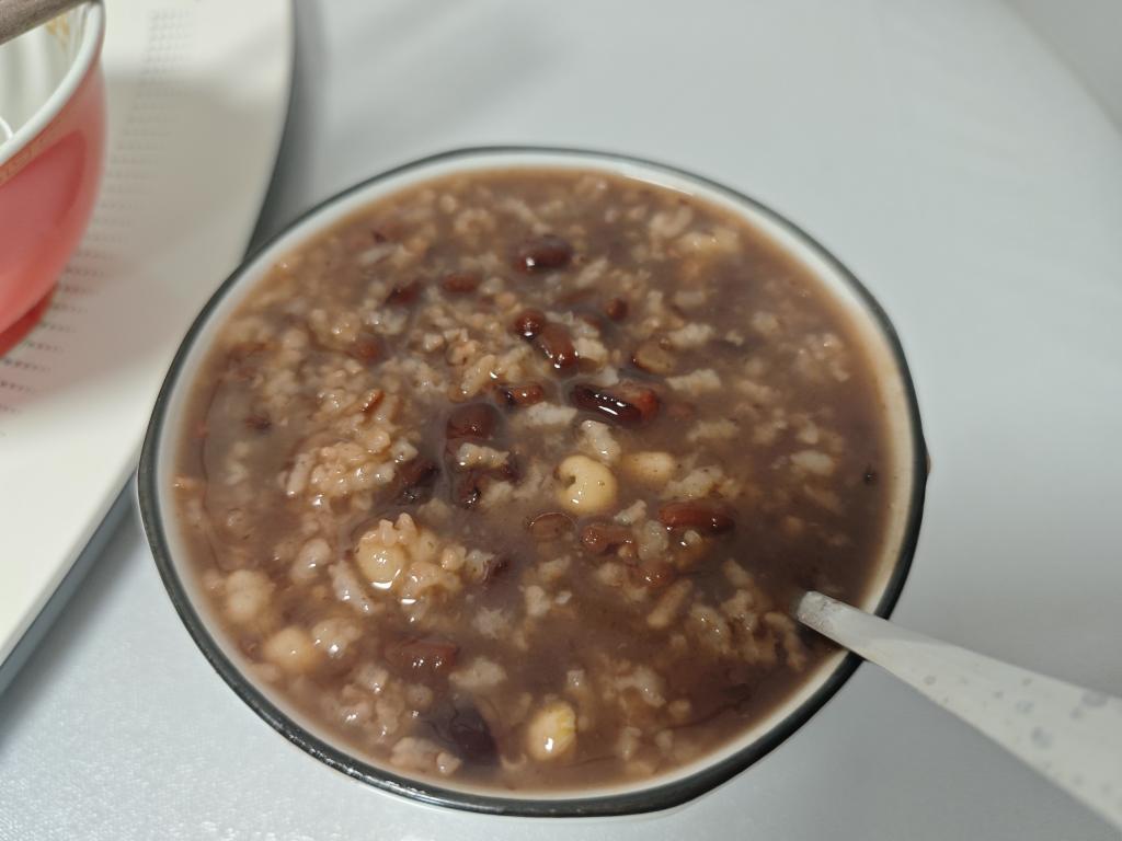 好吃又祛湿的红豆薏米粥