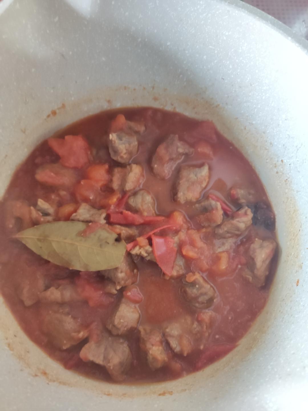 🍅番茄土豆炖牛腩，汤汁超浓郁！拌饭绝了哇‼️