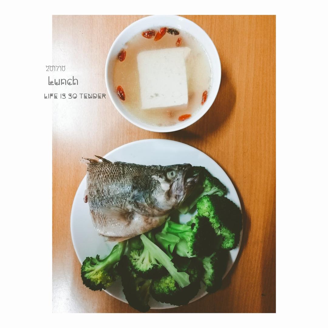 鲈鱼豆腐汤