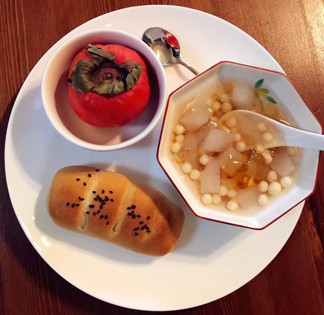 桂花百合鸡头米