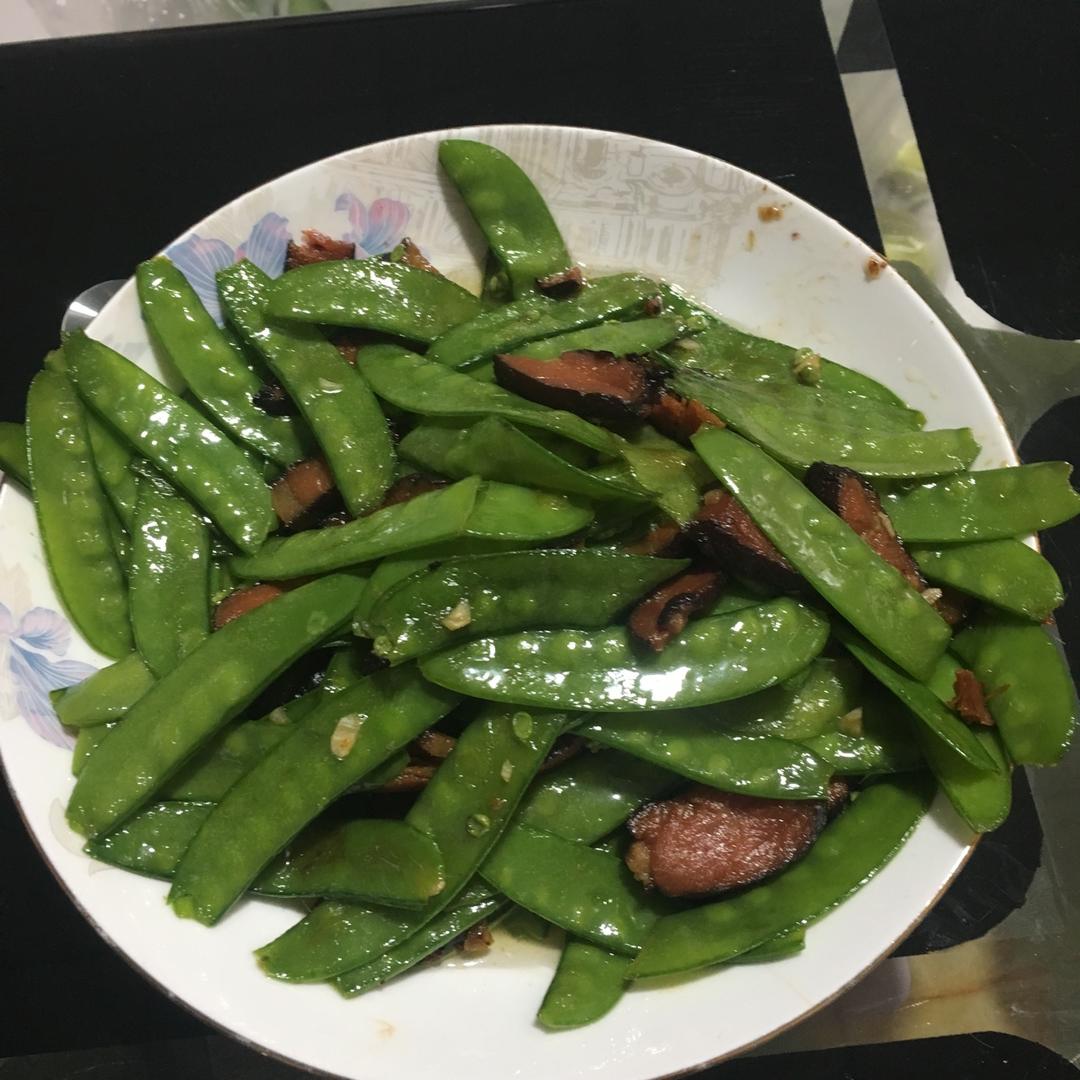 蒜蓉腊肉荷兰豆