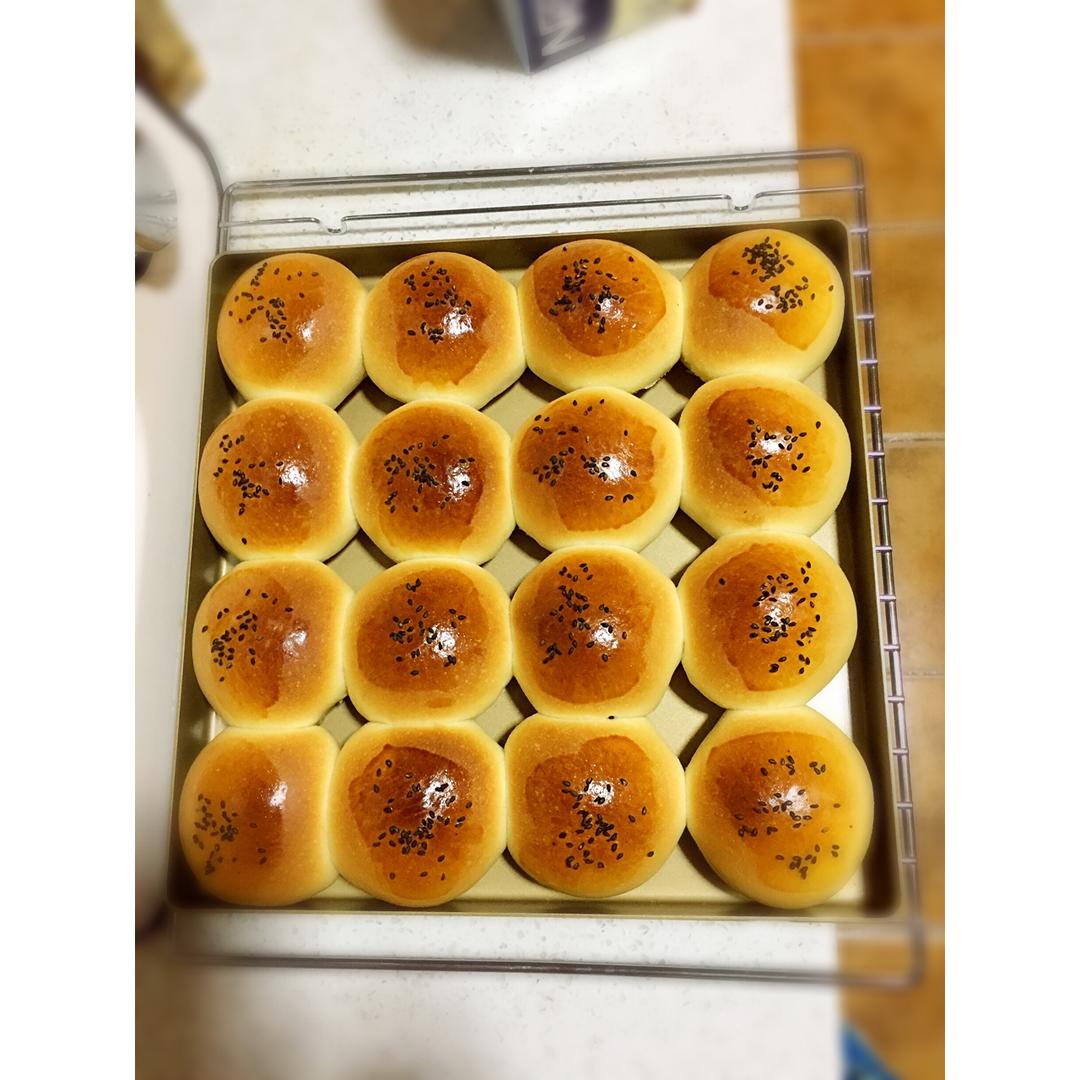 鲜奶油小餐包（一次发酵）