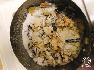 在雪平锅里盐焗蟹的做法 步骤9