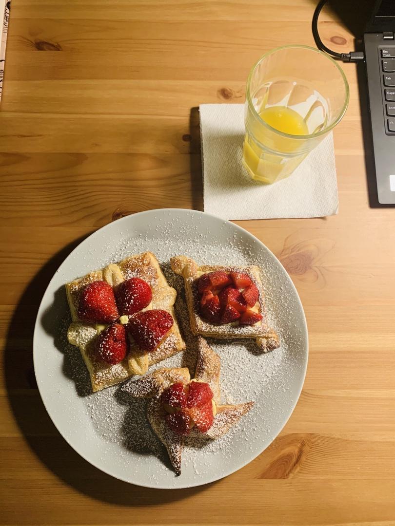 Puff pastry 3 ways
水果千层酥点心