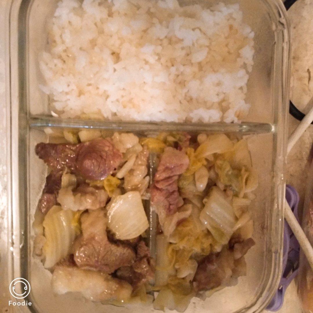 白菜炒肉