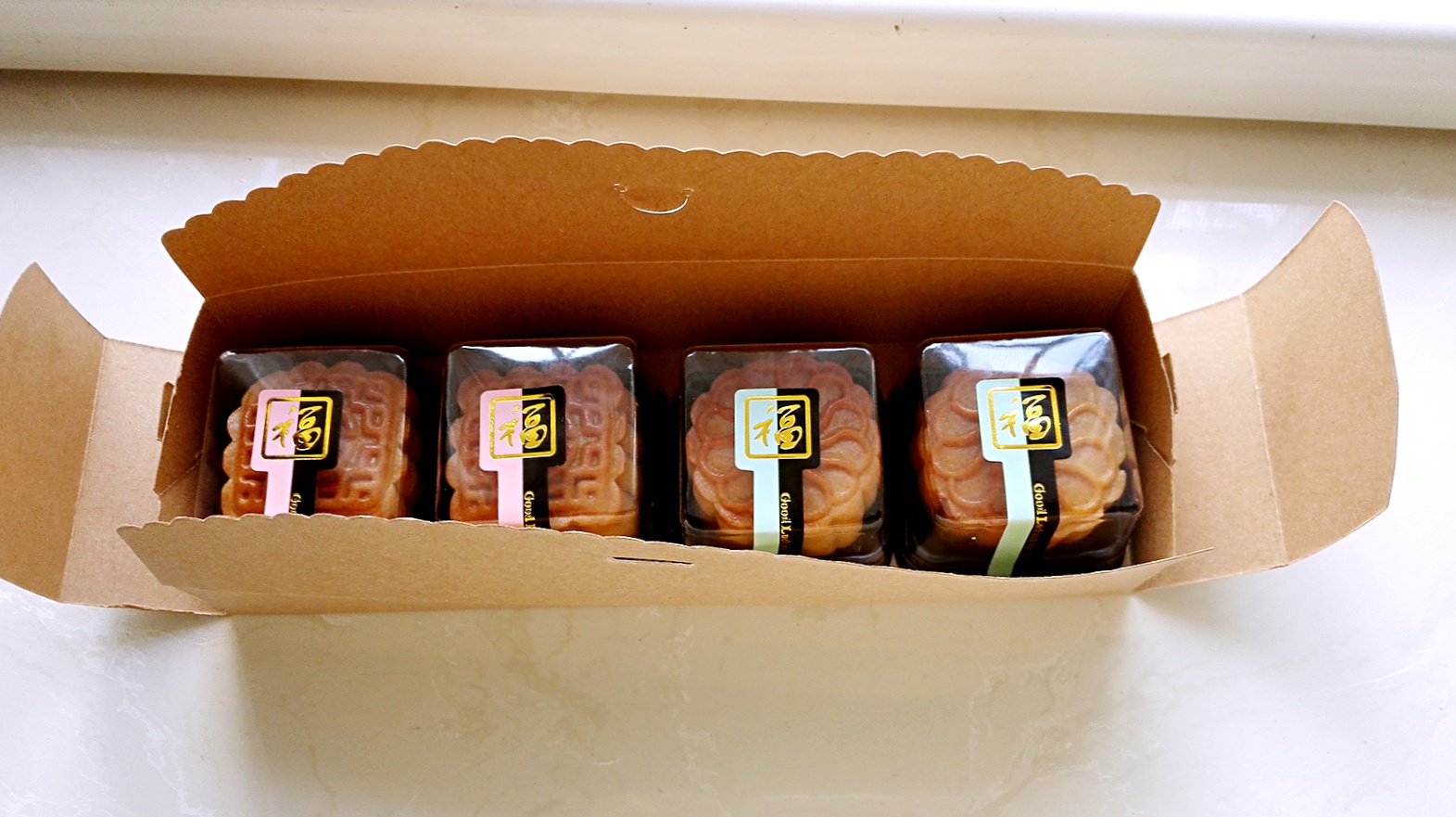 广式月饼——蛋黄莲蓉月饼