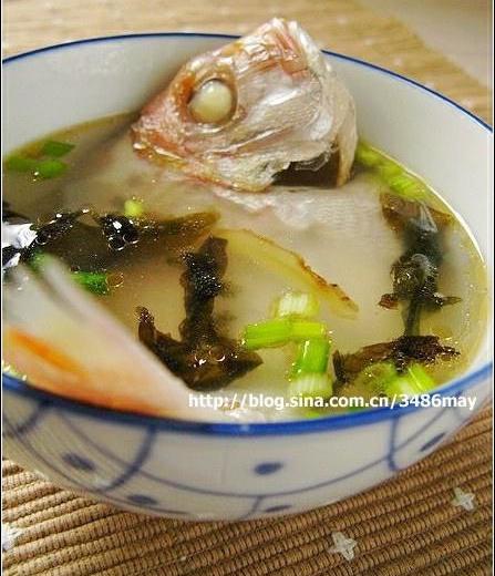 鲜鱼汆汤的做法