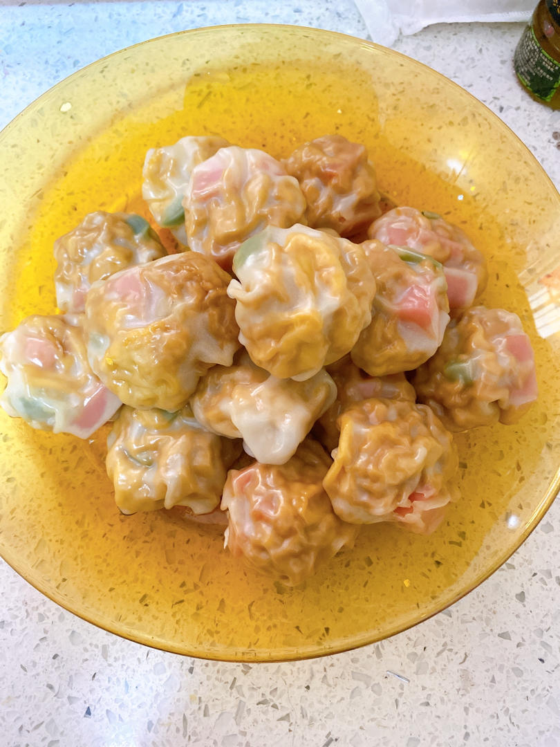 一口一个青椒火腿鸡蛋蒸包