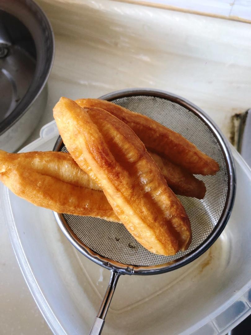 自制无泡打粉油条
