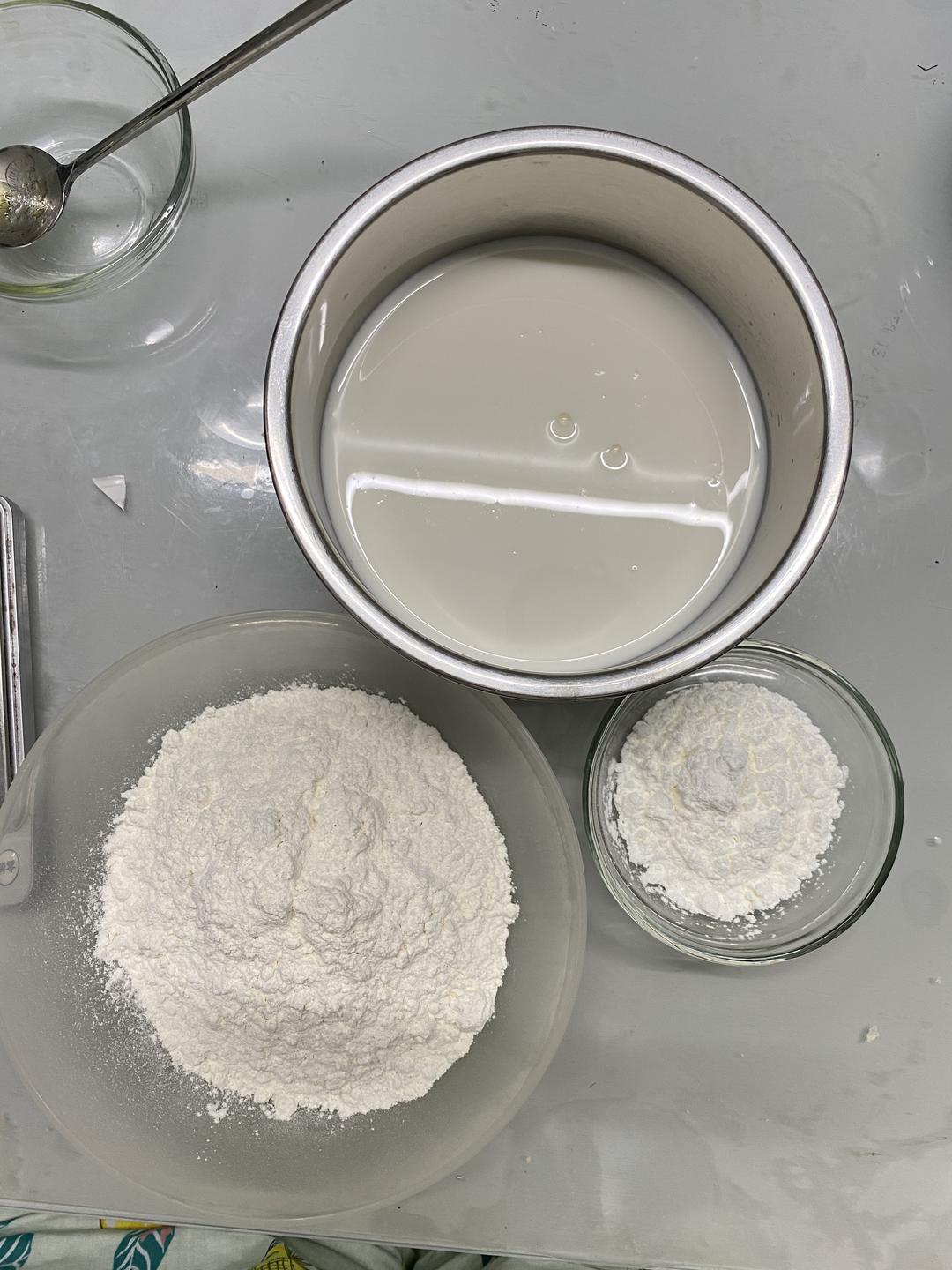 纯奶手撕吐司的做法 步骤1