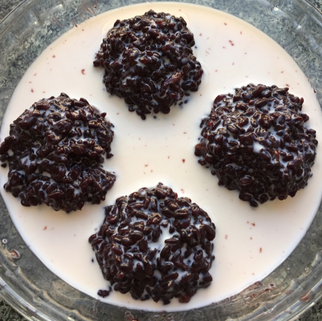 (_摸钩鈏俄【◣做的牛奶黑糯米甜甜