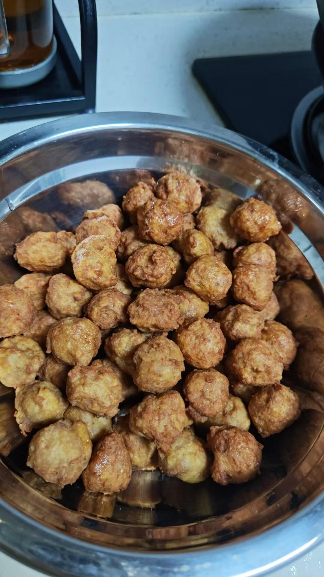 酥炸肉丸