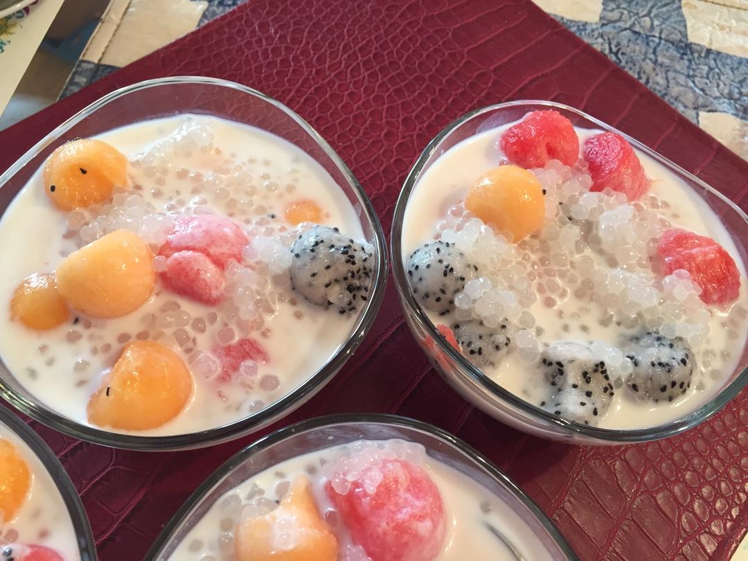 芒果椰汁西米露