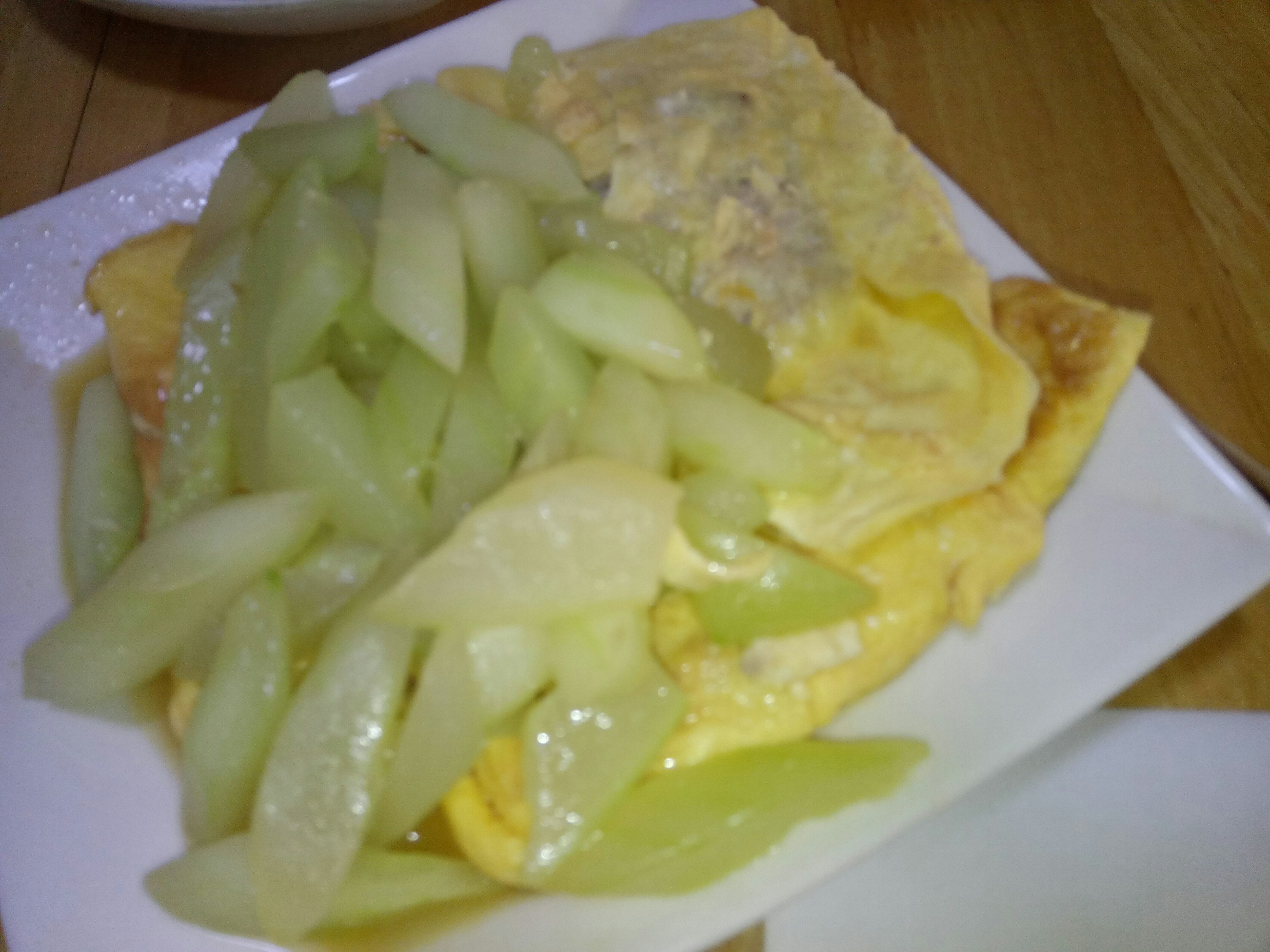 黄瓜焖蛋饺的做法