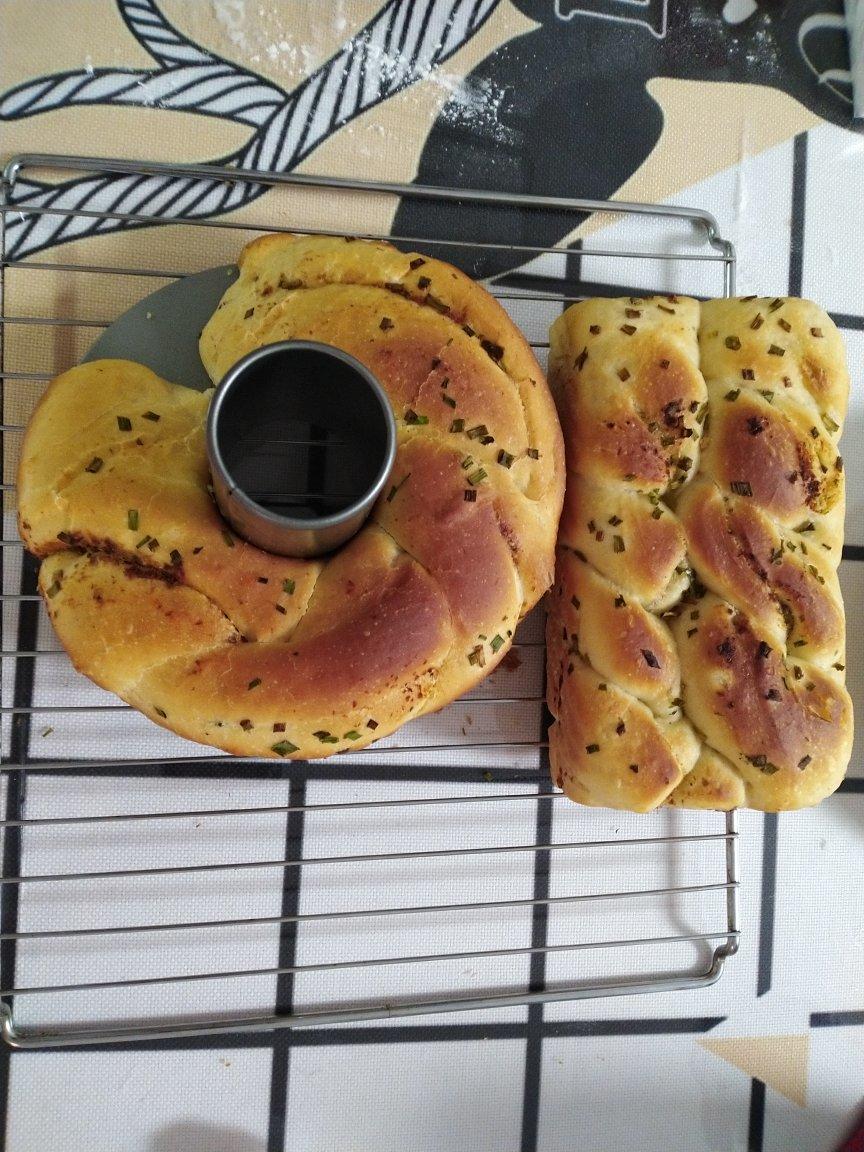 香葱肉松手撕吐司