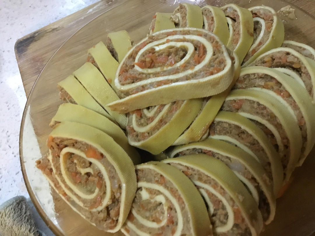 又简单又过瘾的腐皮肉卷