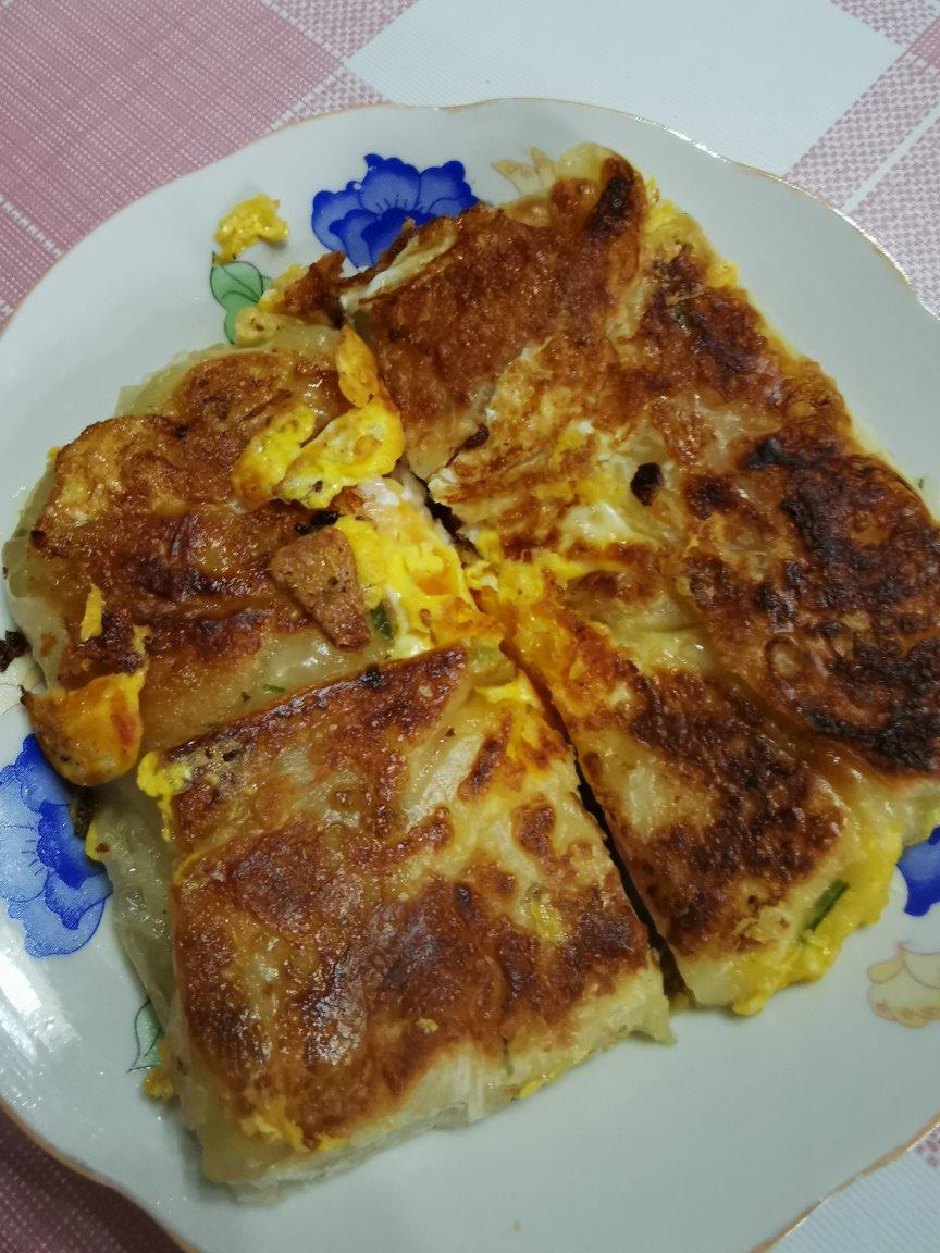 5分钟就能搞定的手抓饼早餐，酥到掉渣～