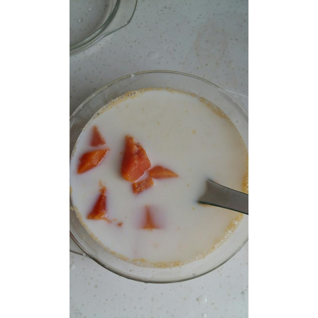 鲜奶炖木瓜