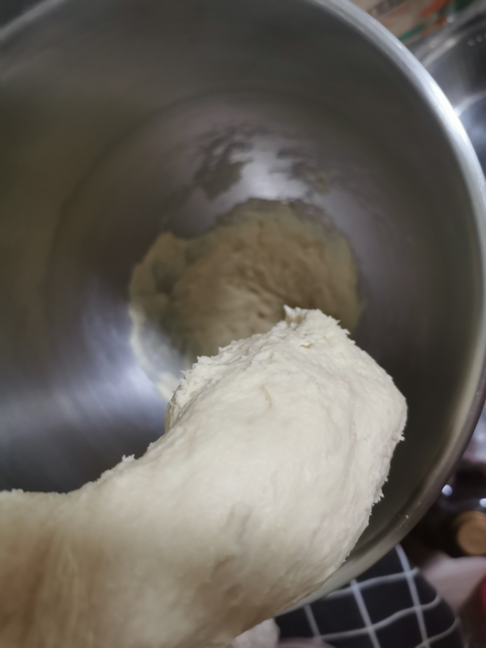 软妹子～香葱肉松面包的做法 步骤1