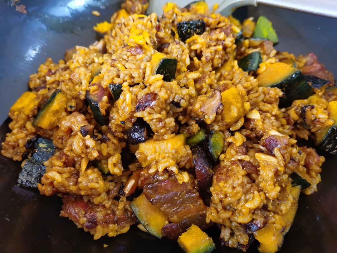 美味到不行的南瓜饭