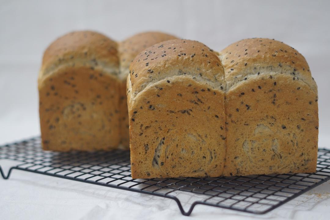 金大旺的黑芝麻吐司