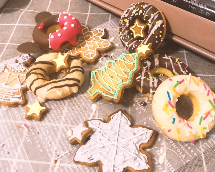 圣诞节暖心糖霜饼干+超可爱的甜甜圈