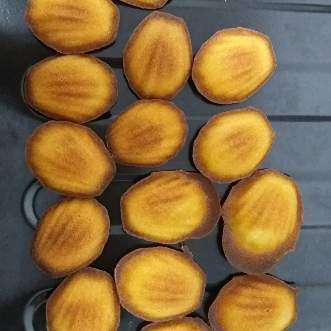 法国传统小点 madeleine