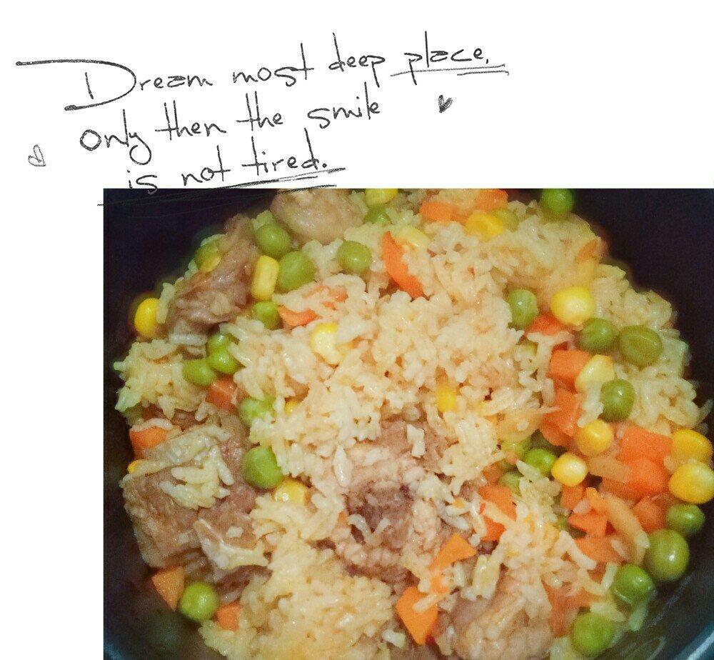 喷香排骨焖饭（爆好吃）