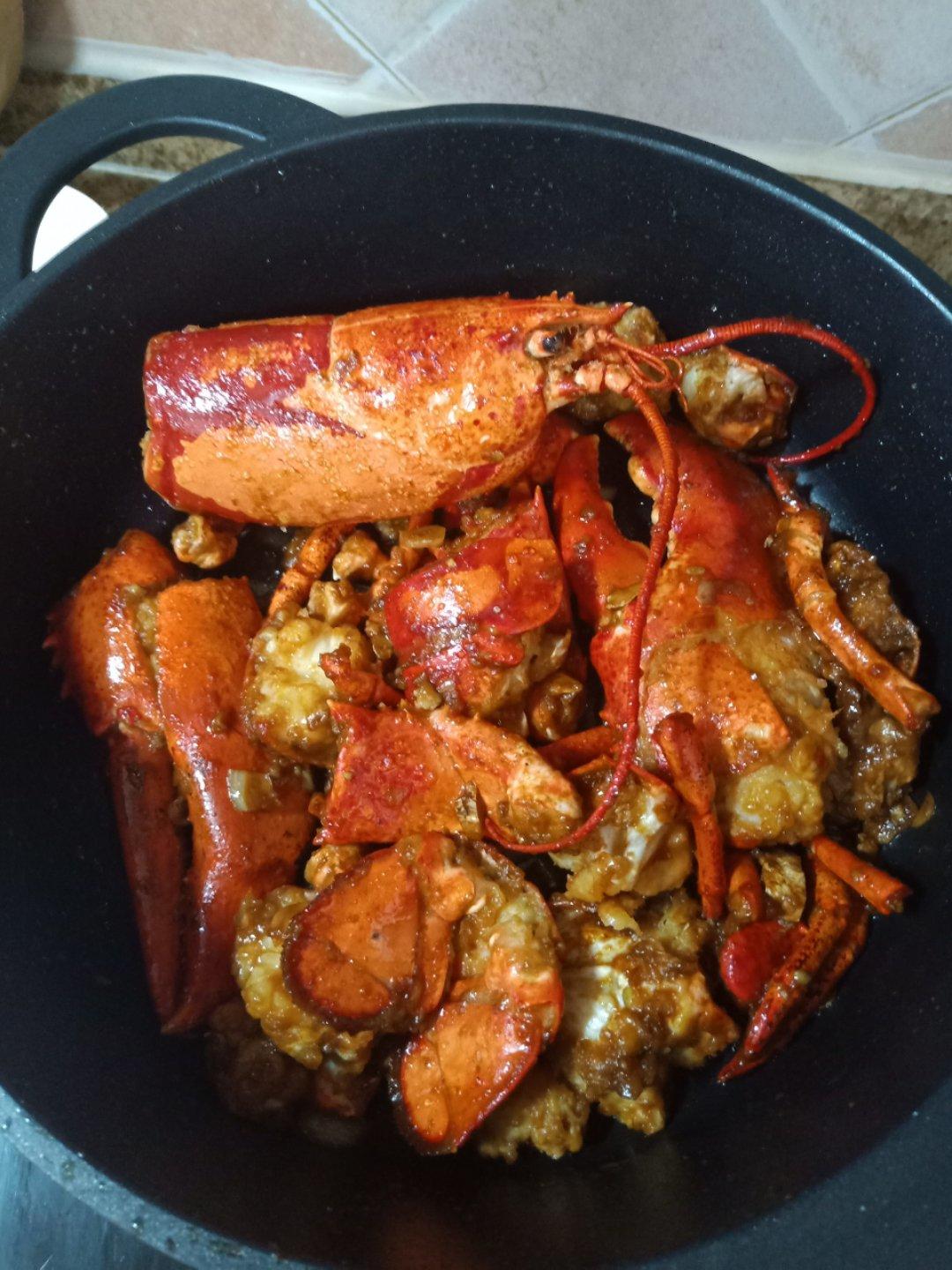 葱姜蒜爆炒大龙虾