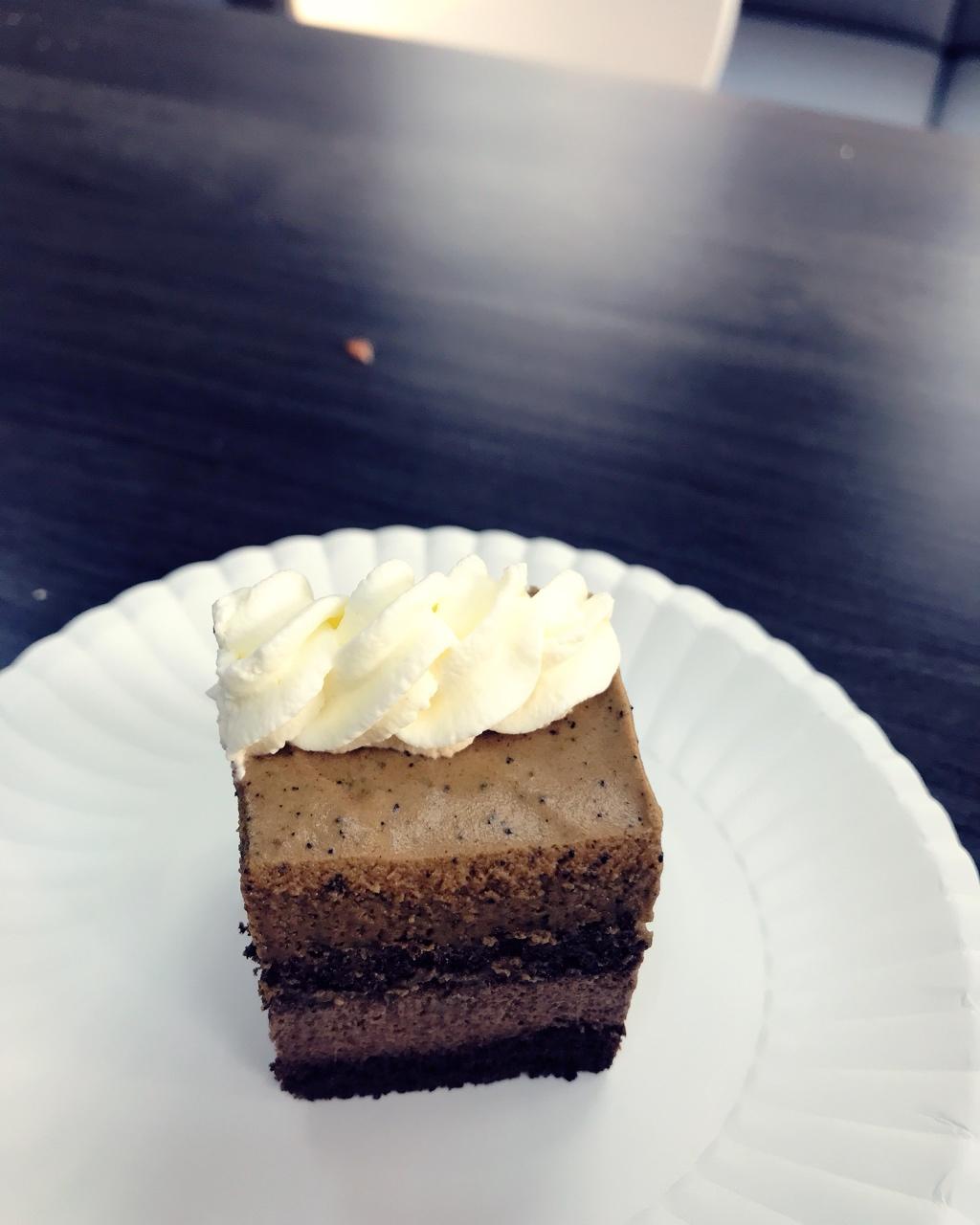 卡布奇诺蛋糕Cappuccino-咖啡白巧克力慕斯配巧克力甘纳许<熊谷裕子>