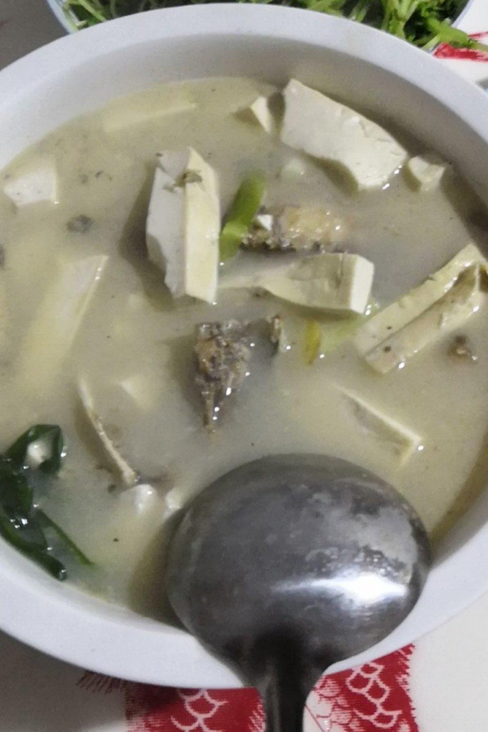 鱼头豆腐汤