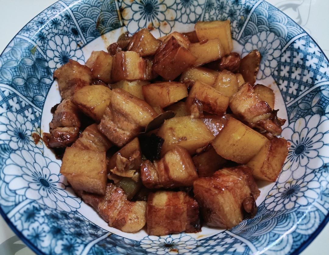 红烧肉炖土豆（丝毫不腻）
