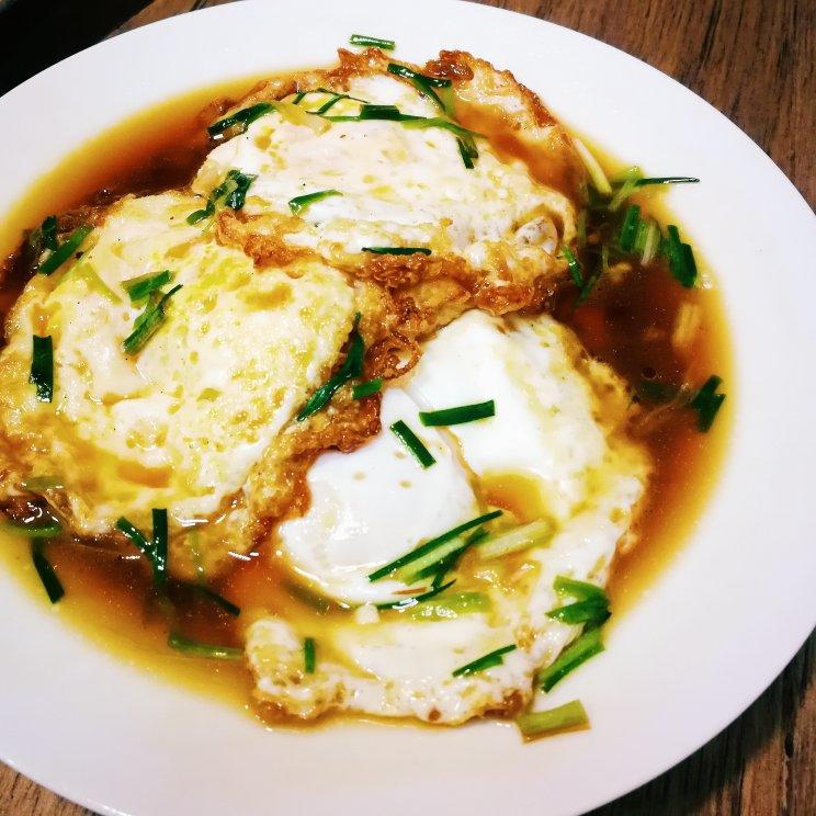 零和0之间做的酱油荷包蛋