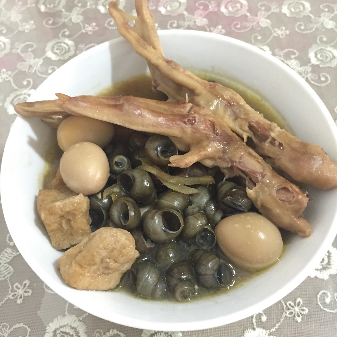 广西特色 家庭版 田螺鸭脚煲