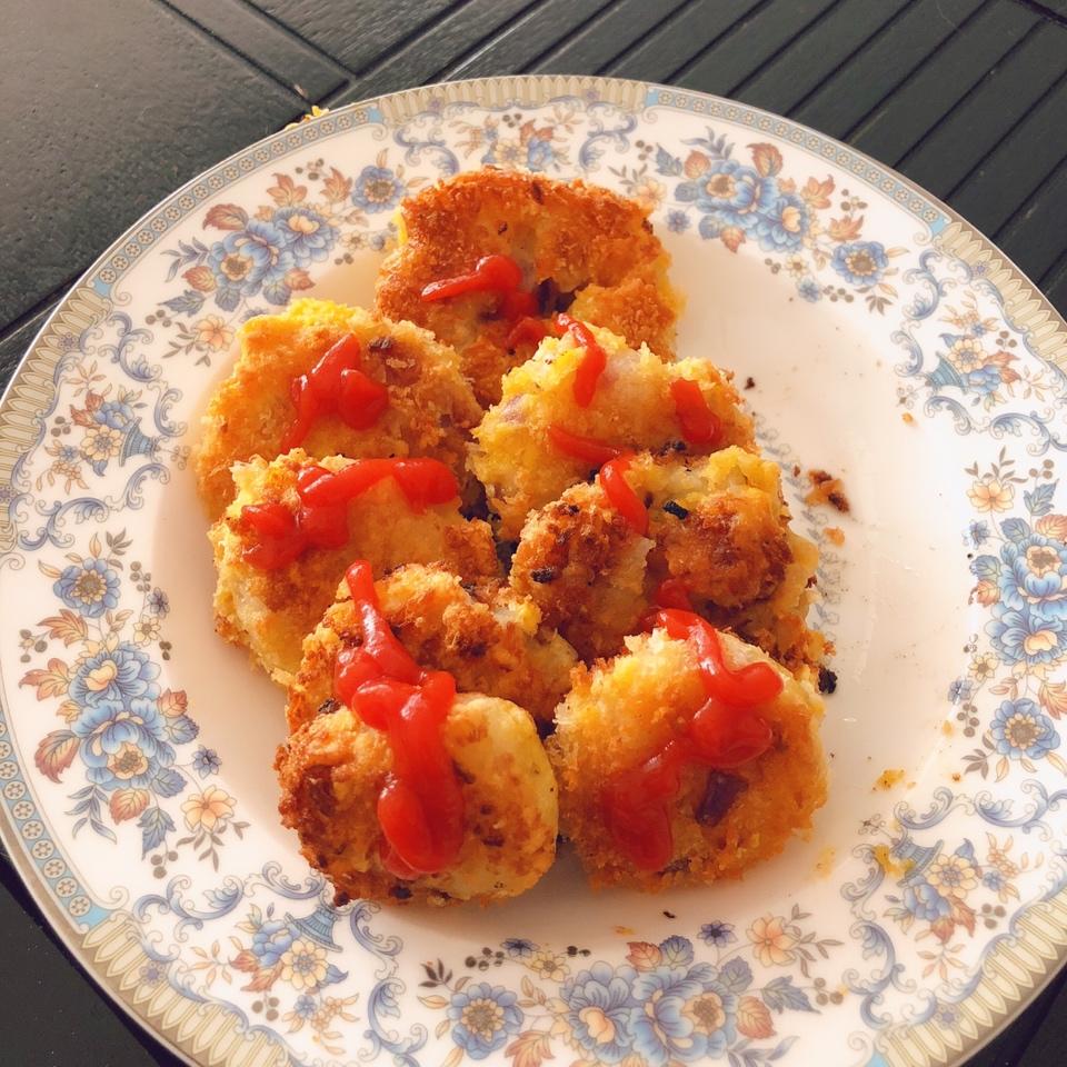 可乐饼 （肉末洋葱土豆饼）