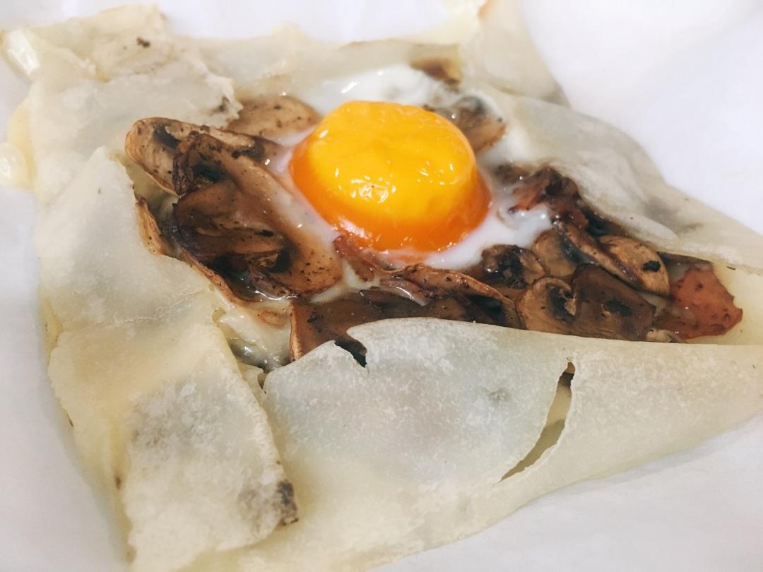 网红全麦口蘑培根烤蛋饼&辣鸡泡菜芝士焗蛋饼【健康一手握】