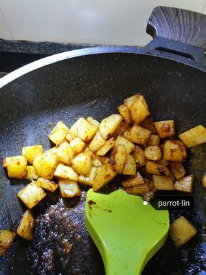 家常版香锅土豆（免烤，无特别调味料）的做法 步骤3