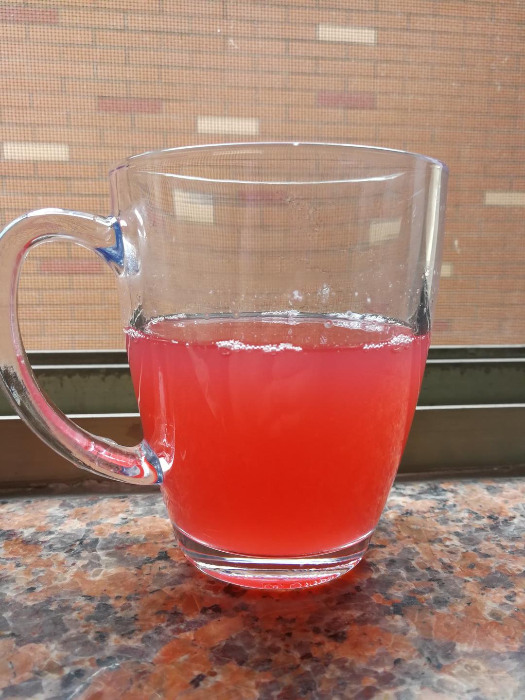 酸酸甜甜杨梅汁