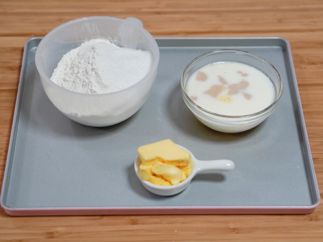 纯奶手撕吐司的做法 步骤1