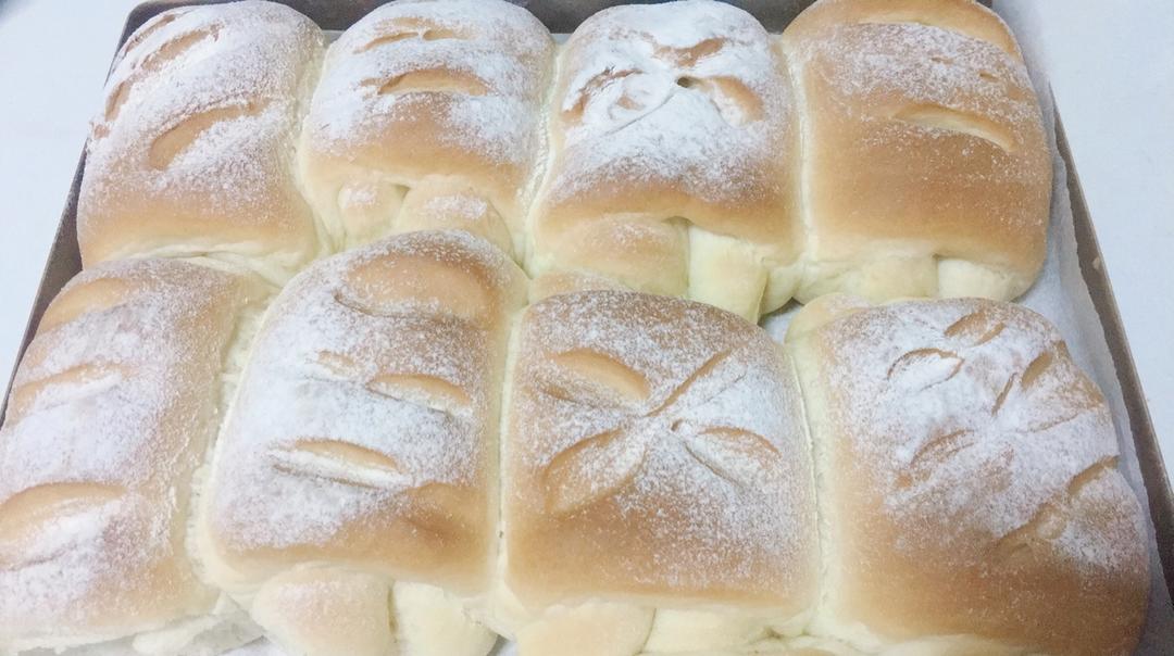 软到不知所措的牛奶卷