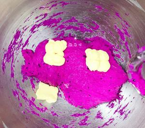 少女心爆棚的粉红蝴蝶结面包-叠法超细详解的做法 步骤2