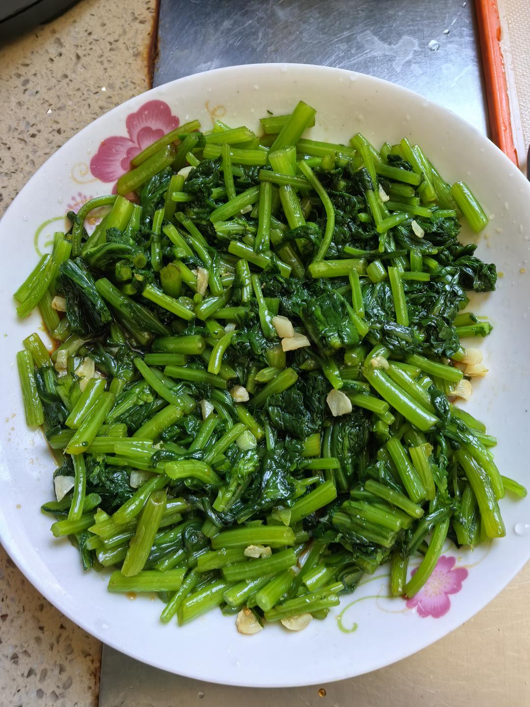 凉拌茼蒿