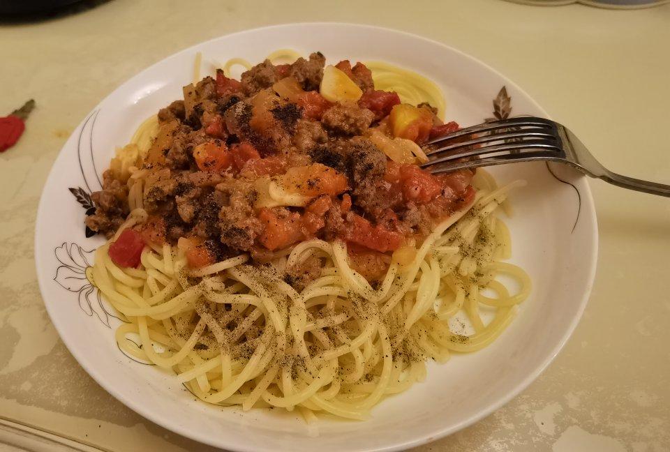 番茄肉酱意大利面
