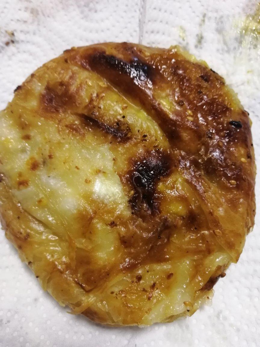 【不粘锅手抓饼の爆浆芝士拉丝】