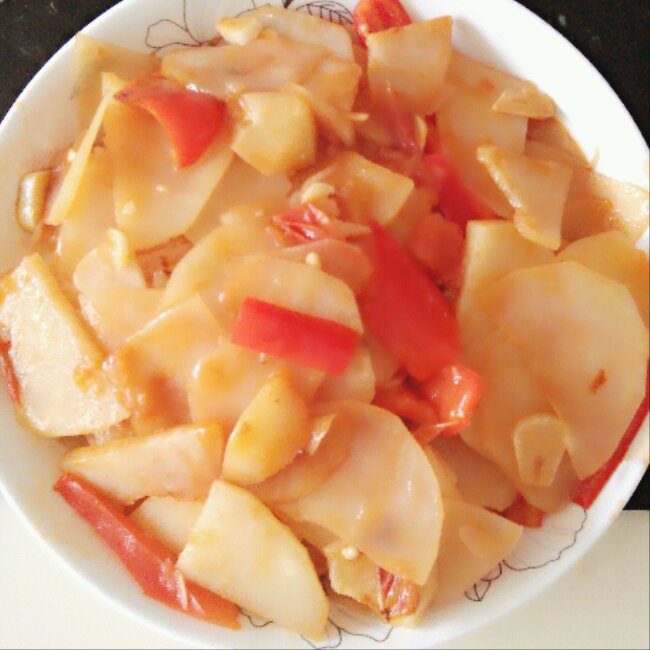 西红柿炒土豆片