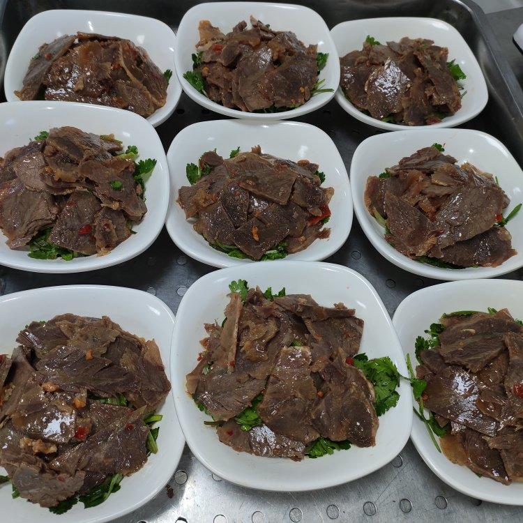 凉拌牛肉